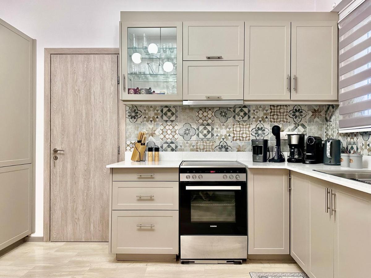 Ferienwohnung Elaia Luxury Selections Sapphire Athen Exterior foto
